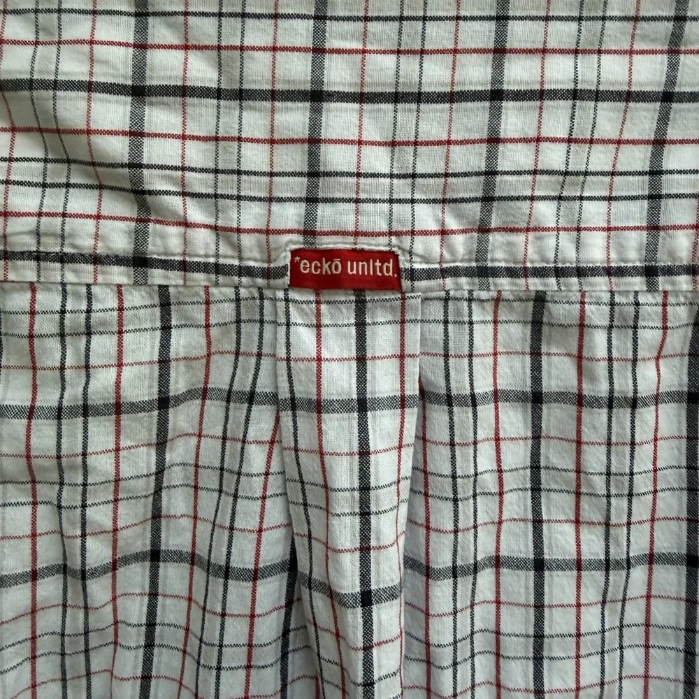 Ecko Unlimited The Dwyer Black Red White Plaid Button Up L The Woven Shirt M8